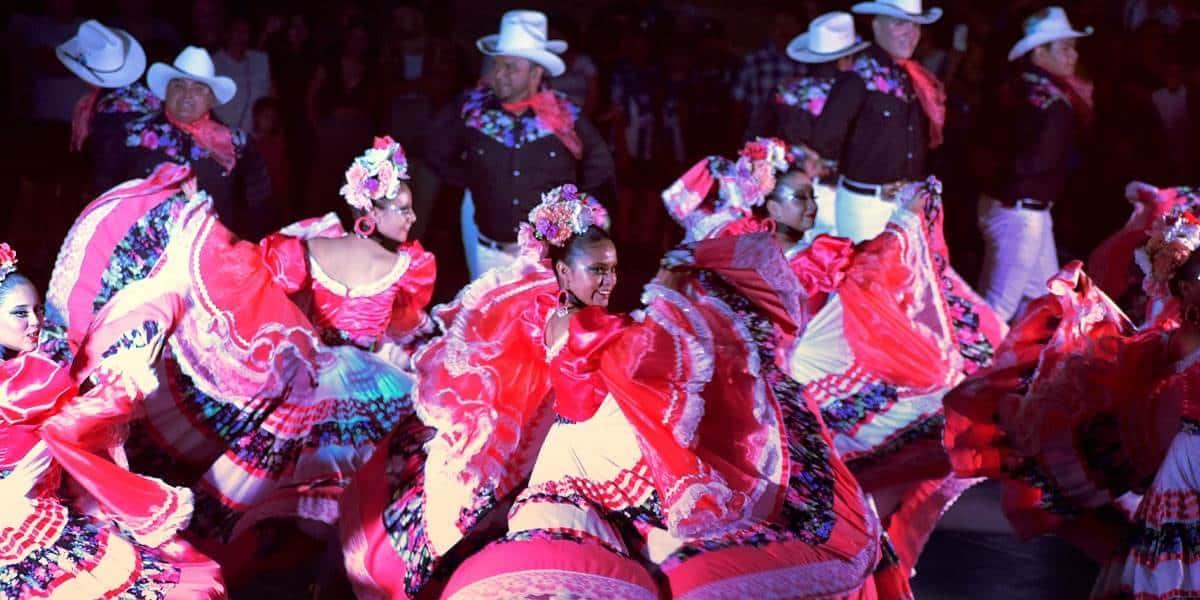 Invitan a disfrutar de las Noches de Algarabía Folklórica”
