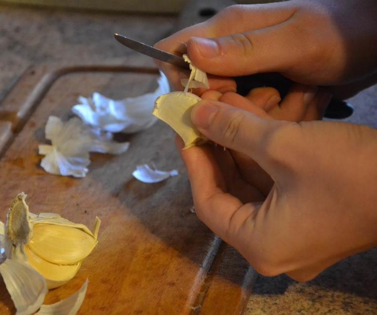 ¿Qué es el mojo de ajo y cómo prepararlo? ¿Qué es el mojo de ajo y cómo prepararlo?