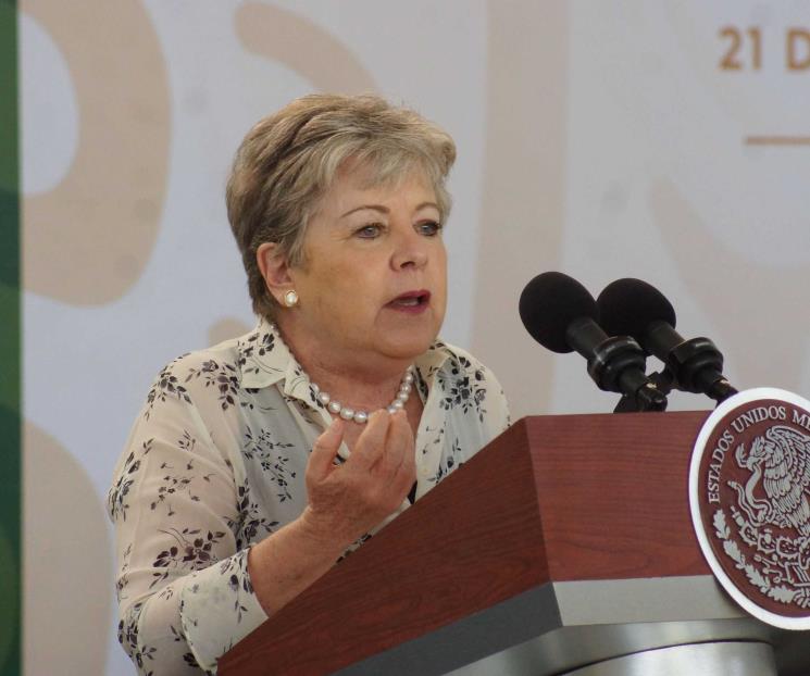 Por pleito AMLO-Milei, Bárcena conversa con ministra de Argentina