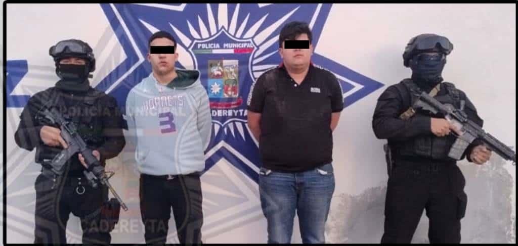 Agarran a dos con droga en Cadereyta