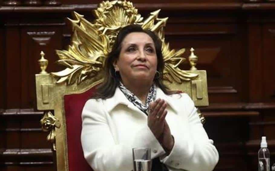 Boluarte tacha de arbitraria y abusiva diligencia en su contra