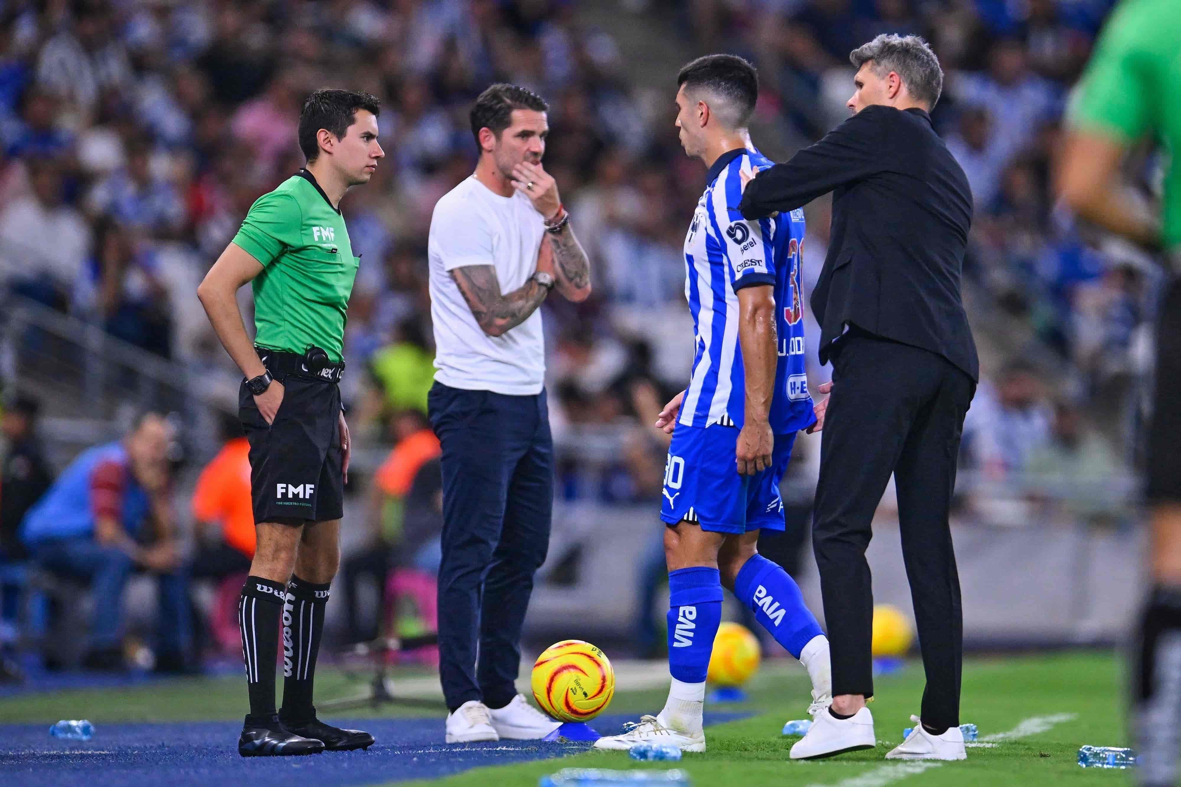 Jorge Rodríguez se va expulsado.