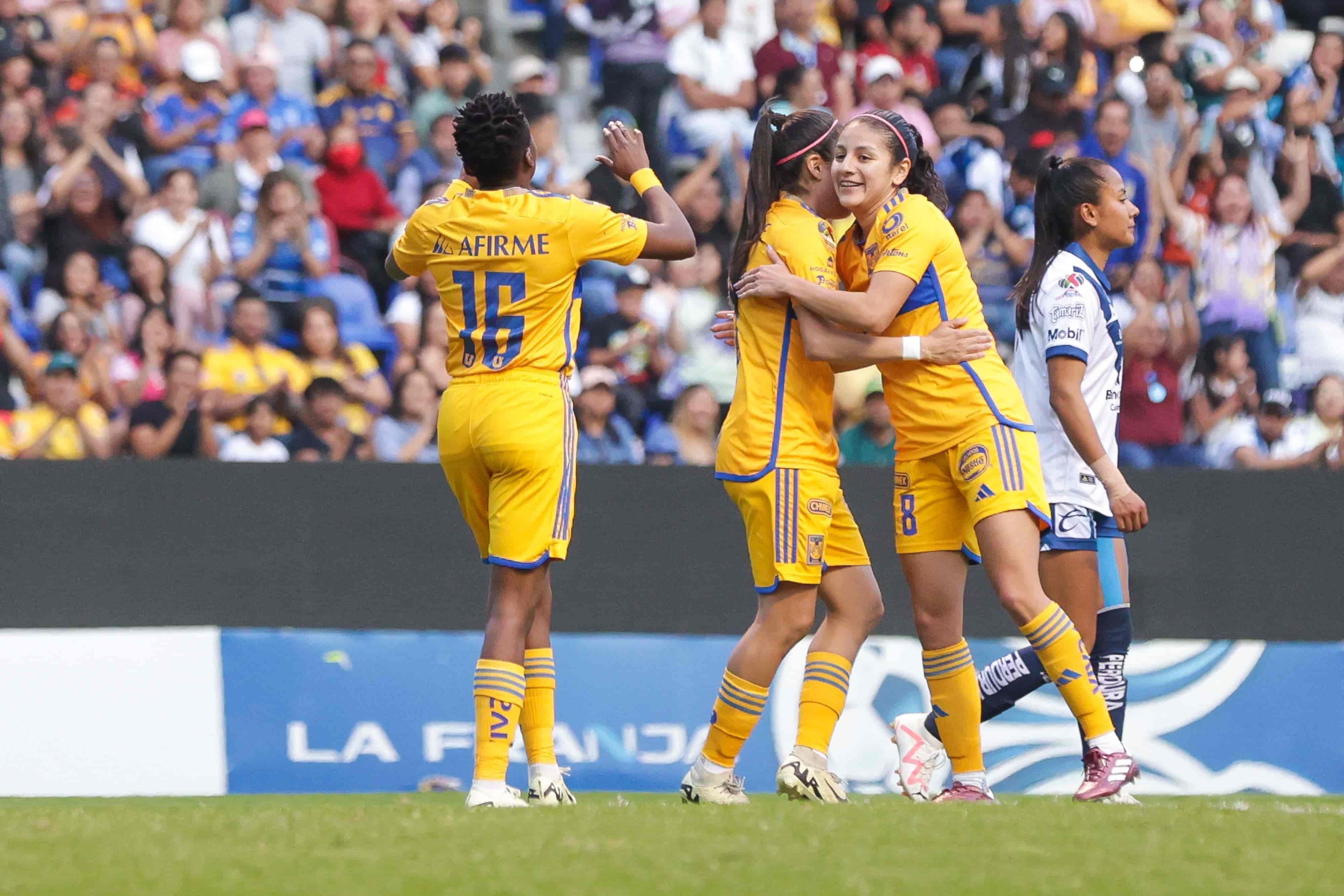 Alexia Delgado hace el 4-0.
