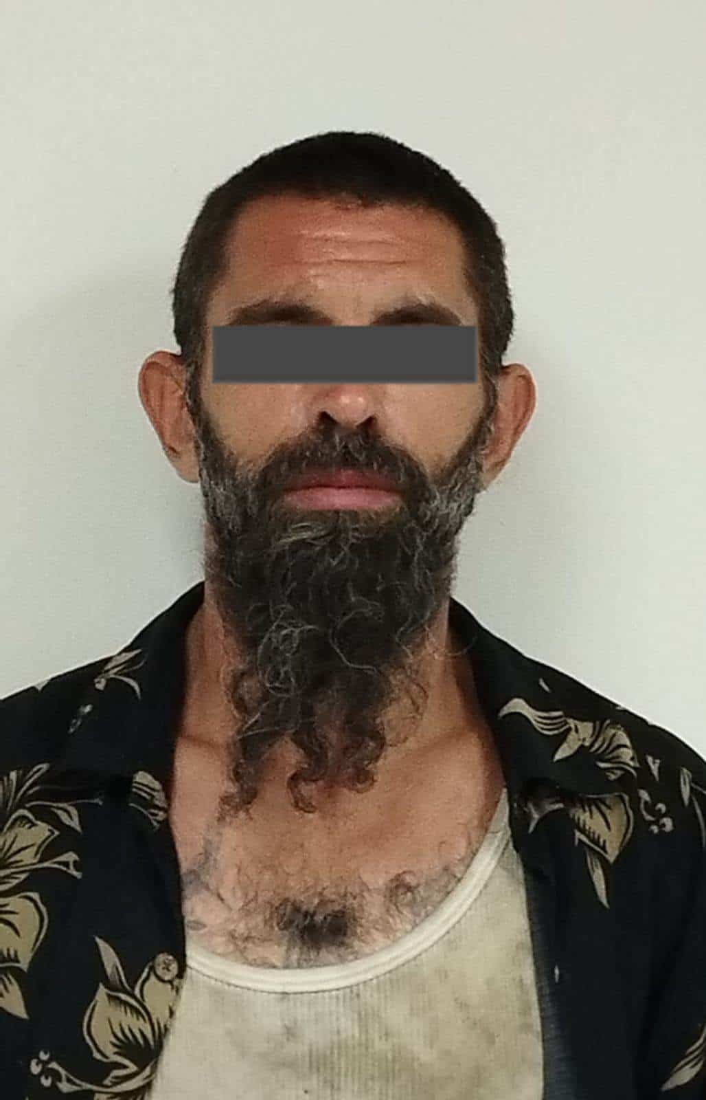 Un estadounidense que era buscado por drogar y abusar sexualmente de dos menores en Míchigan, Estados Unidos, fue detenido por elementos de la Agencia Estatal de Investigaciones en Cadereyta Jiménez.