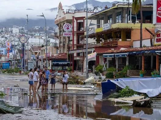 Aún resiente Acapulco los estragos de Otis Aún resiente Acapulco los estragos de Otis