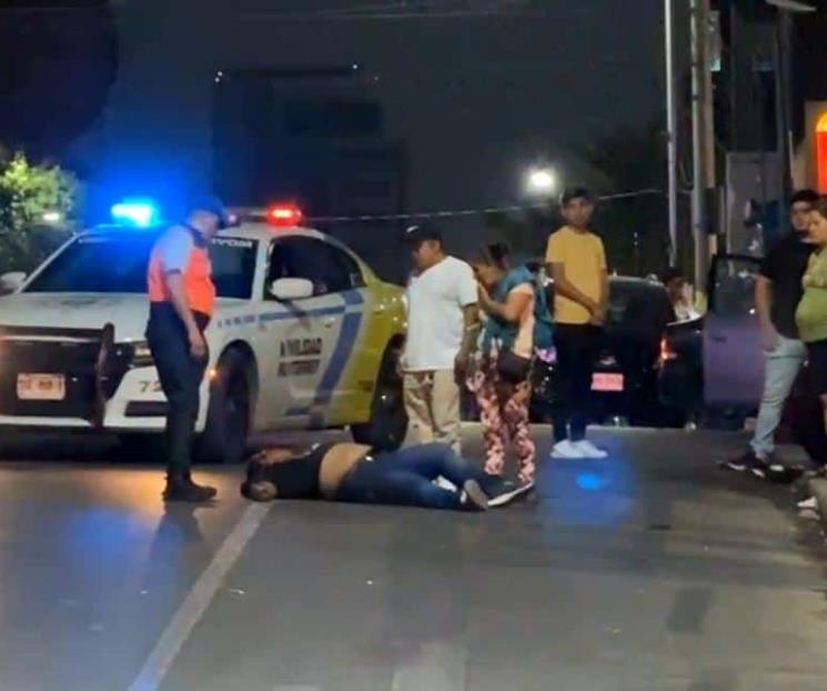 Resulta herido al ser arrollado frente a un hospital
