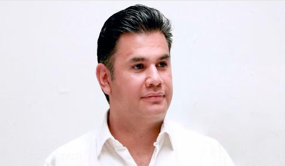 Grupo armado roba vehículo al equipo del candidato Willy Ochoa