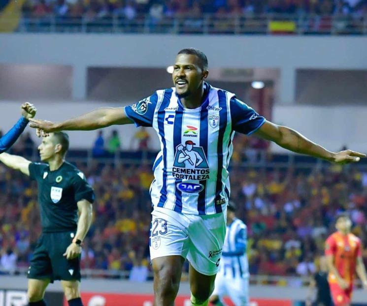 Pachuca golea al Herediano