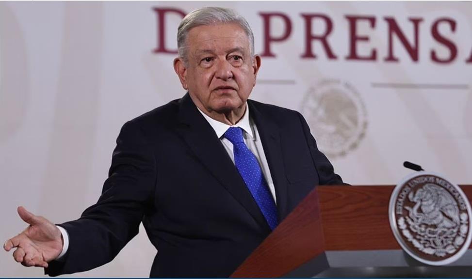 AMLO llama a no meterse con la familia en elecciones