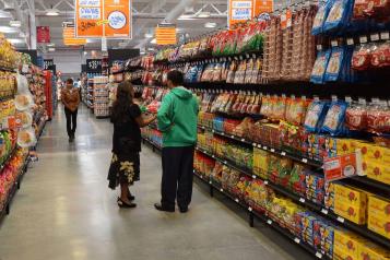 Confianza del consumidor reporta ligero avance en marzo