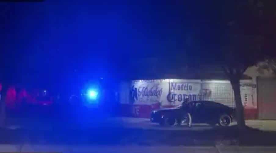 En la sala de su domicilio, un hombre fue baleado en las piernas por personas que irrumpieron en la vivienda, la noche del miércoles en el municipio de Benito Juárez, trascendió que ya había sido amenazado.