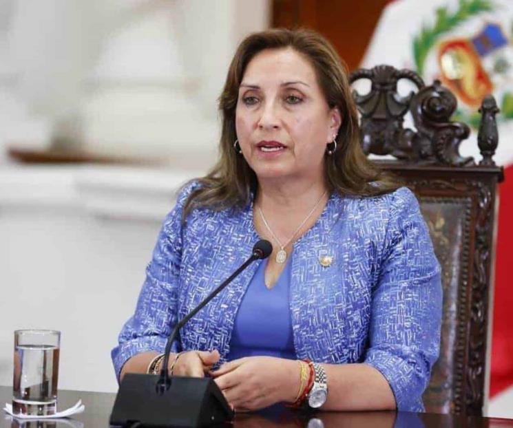 Dina Boluarte es interrogada por la Fiscalía de Perú por caso Rolex Dina Boluarte es interrogada por la Fiscalía de Perú por caso Rolex