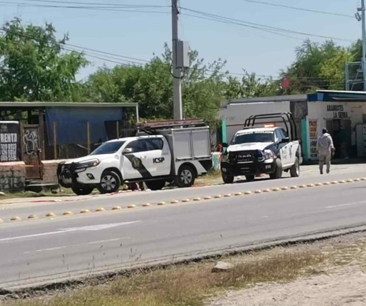 Encuentran cadáver a la orilla de la carretera a San Mateo Encuentran cadáver a la orilla de la carretera a San Mateo