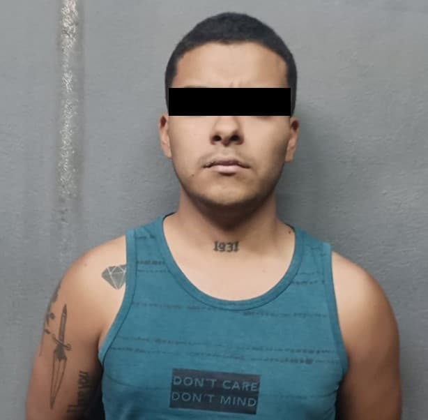 Después de contactar a una joven mediante el Facebook y llevarla a su domicilio, donde presuntamente abusó de ella, un hombre fue detenido por elementos de la Guardias de Proximidad de Apodaca tras ser denunciado.