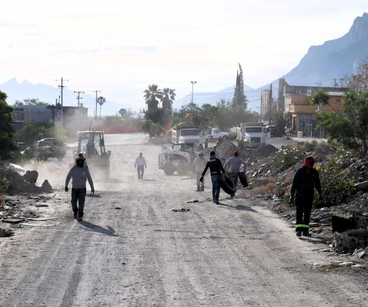 Recolectan 100 toneladas de basura en brigada
