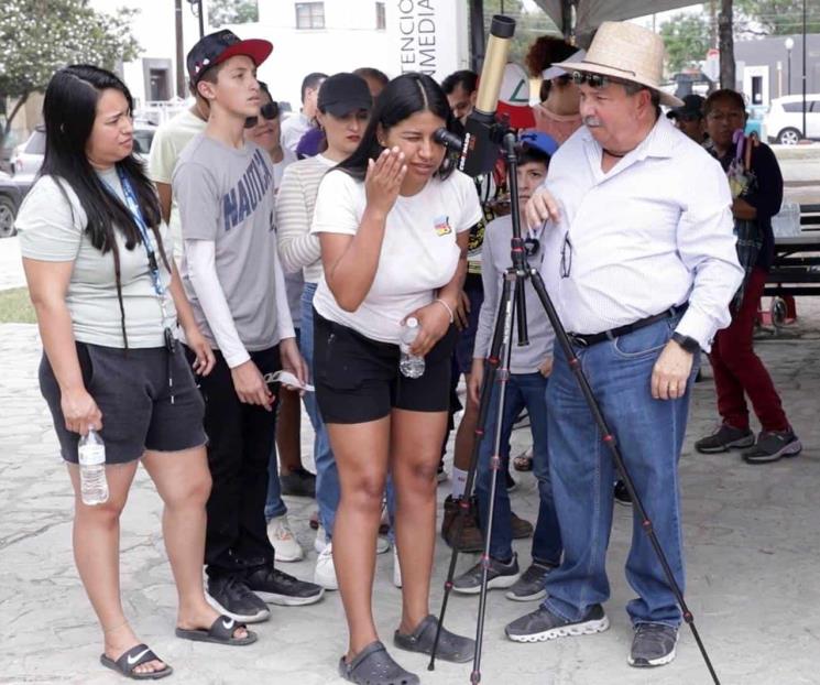 Observan escobedenses el eclipse