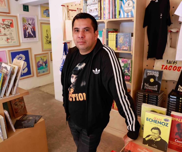 Carlos Velázquez vuelve a publicar cuentos