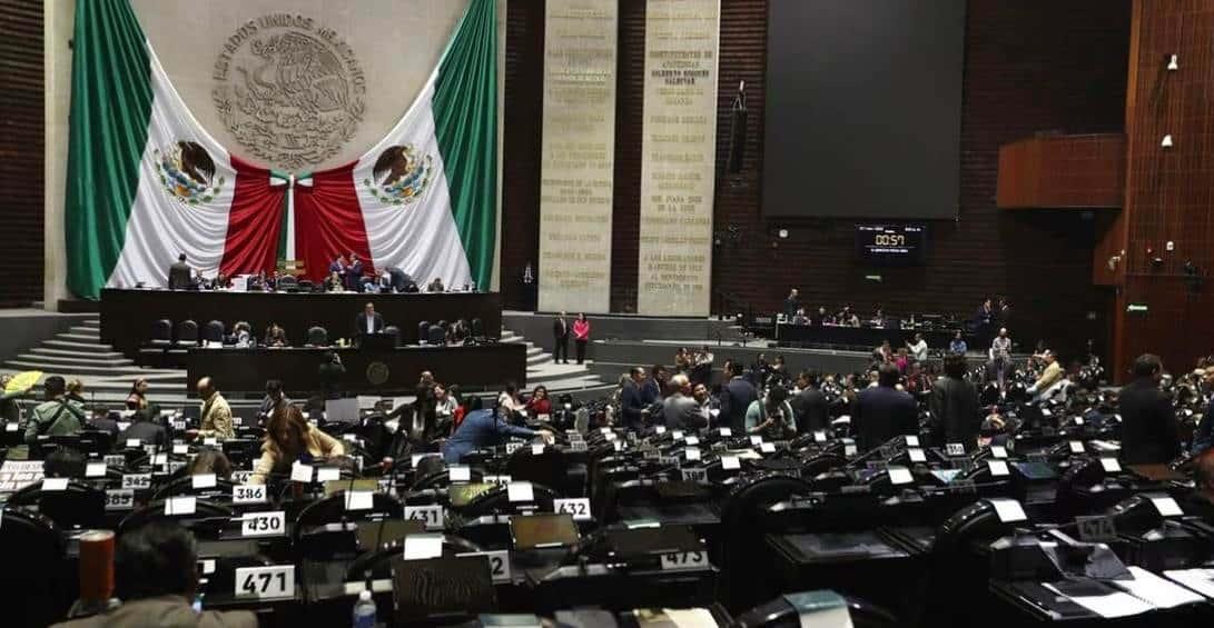 Dictaminarán próximo lunes iniciativa para financiar FPB con Afores