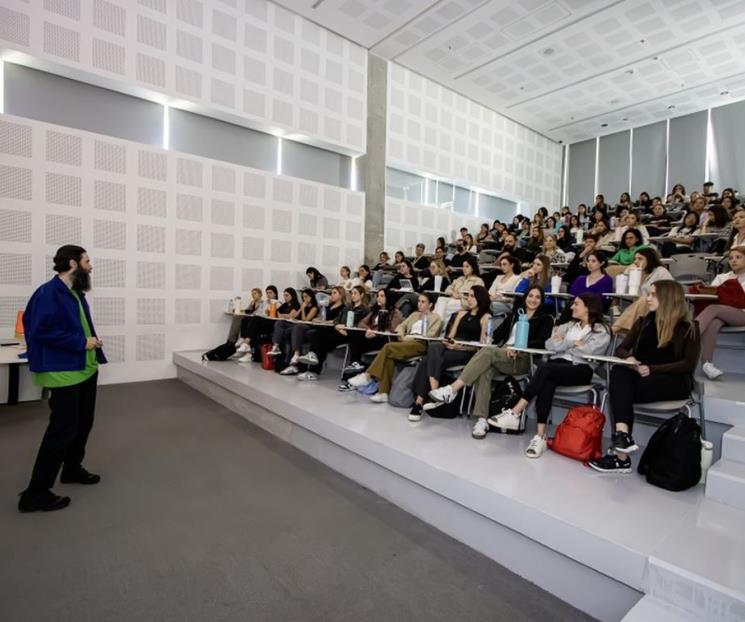 Destaca reto de arquitectos de sobrevivir a nuevas tecnologías
