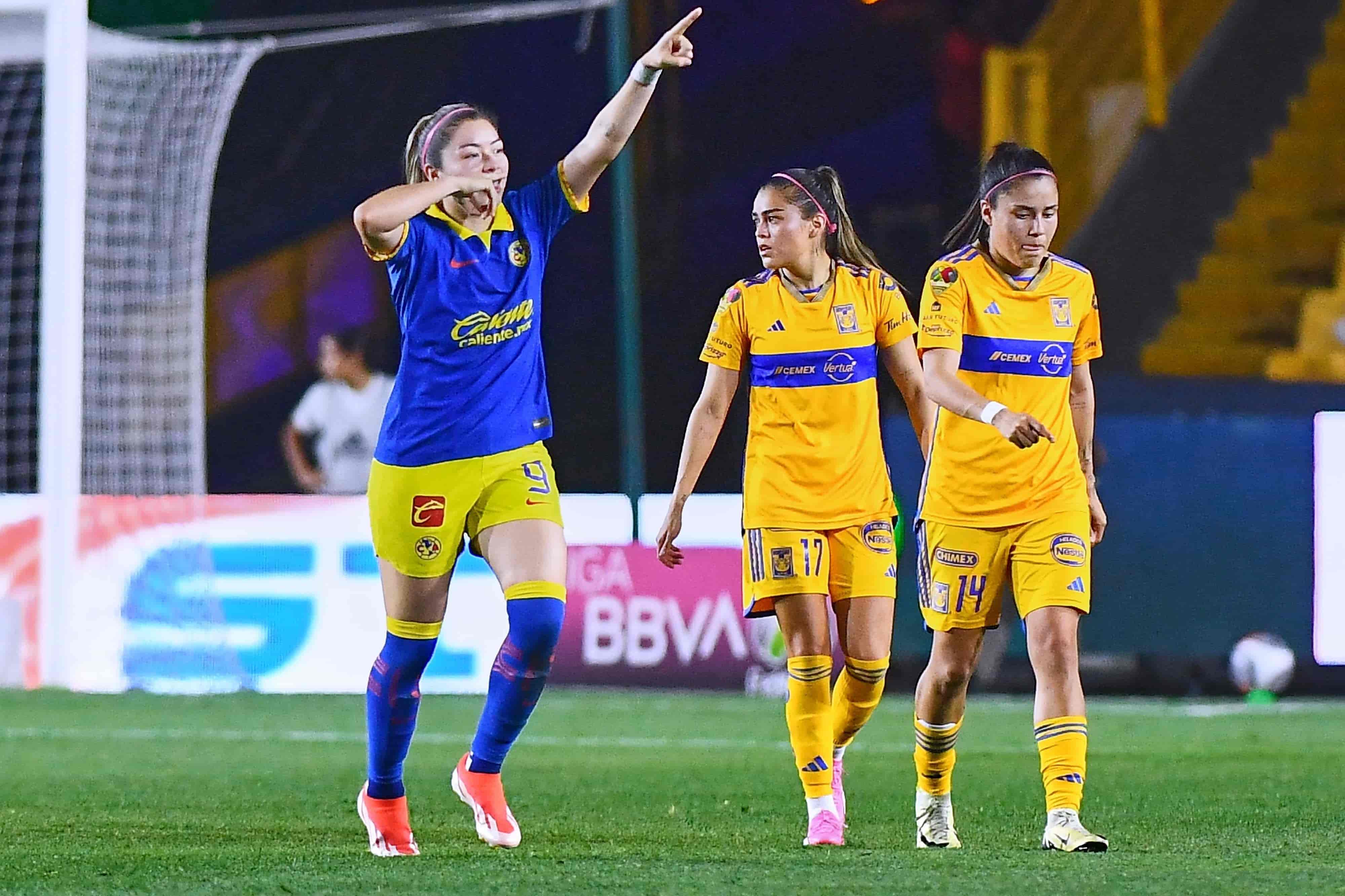 Katty Martínez empata por la vía penal.