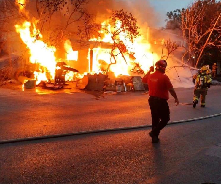 Se incendian dos viviendas Se incendian dos viviendas