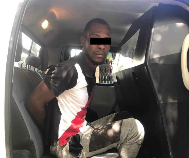 Golpea haitiano a su mujer y lo detienen