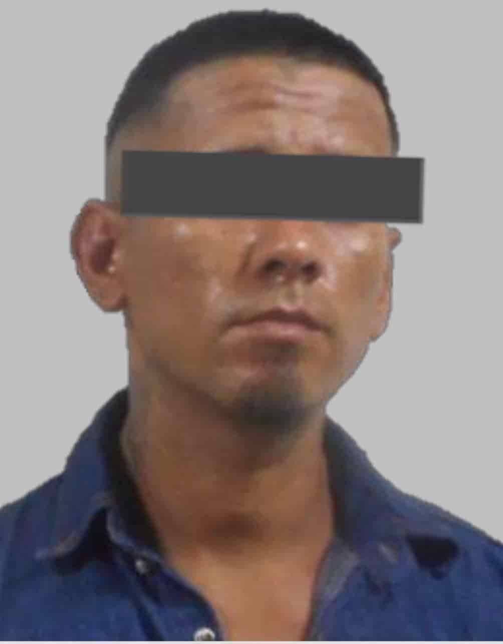 En un operativo de la policíaen el municipio de García, se detuvo al hombre que trasatacarel lunes a su ex pareja se llevó a la hija de ambos de un año, y quienfuerescatada.