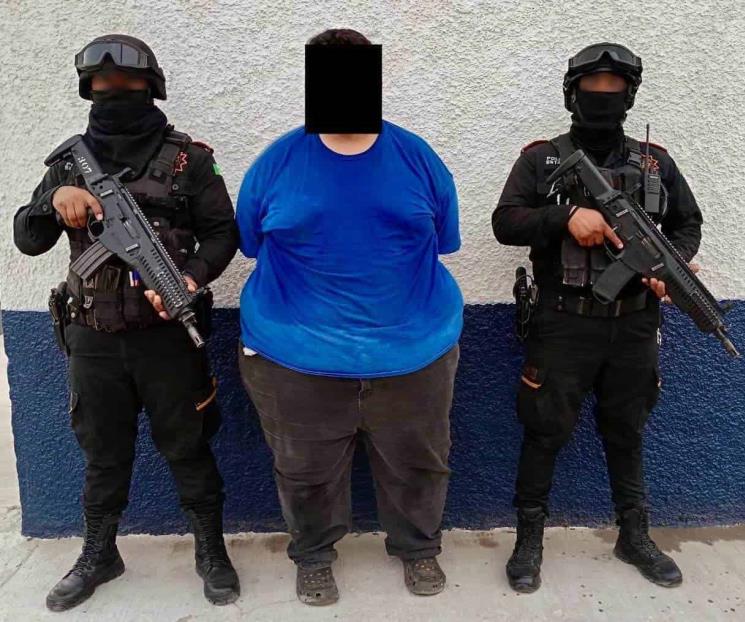 Lleva en mochila armas de alto poder
