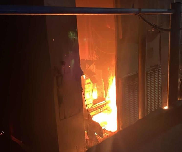 Alarman par de incendios en Monterrey