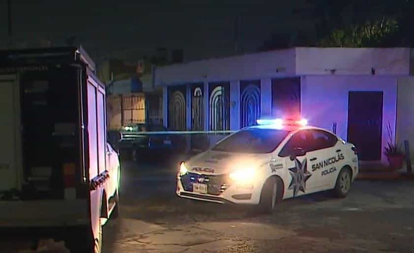 Un domicilio de la Colonia Pedregal de Santo Domingo, fue baleada ayer sin que se reportaran lesionados, únicamente daños materiales, en el municipio de San Nicolás, a unas cuadras de donde el martes fueron ejecutados dos hombres.