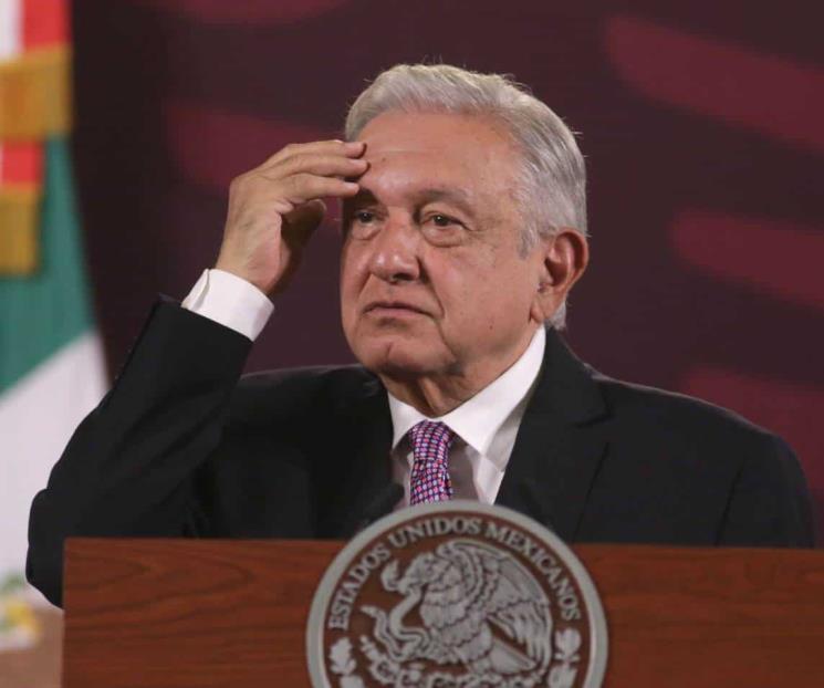 Acusa AMLO a afores y bancos de campaña contra FPB