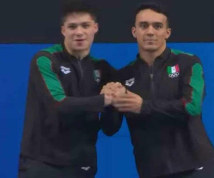 Logran atletas regios plata en Mundial de Clavados