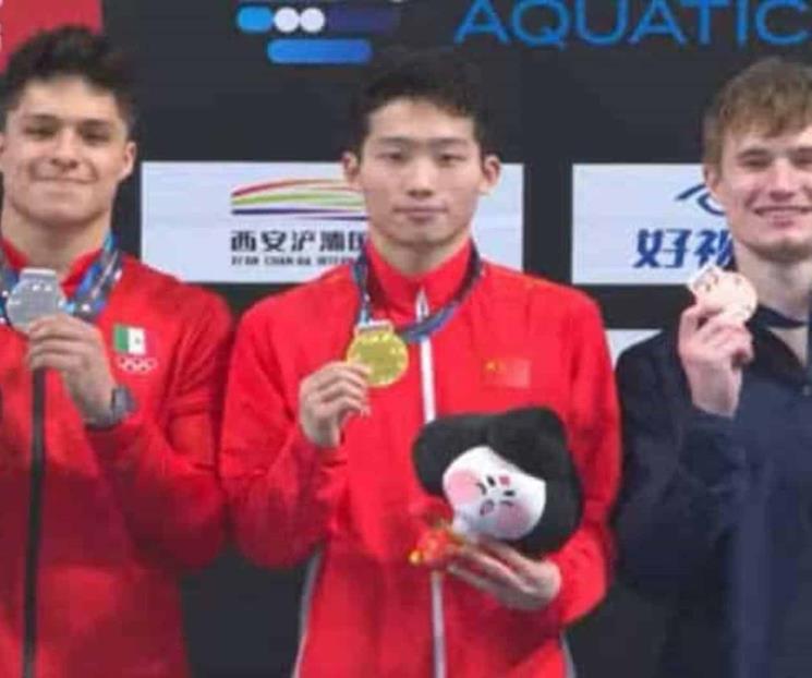 Logra Osmar Olvera plata en Mundial de Clavados Logra Osmar Olvera plata en Mundial de Clavados