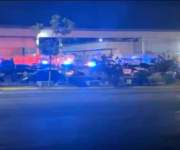 Atacan en riña a policías de Juárez