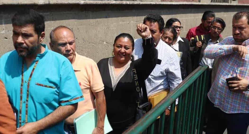 AMLO sostiene reunión con gobernadores e integrantes de la CNTE