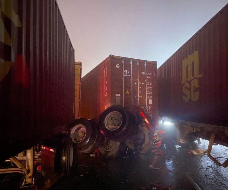 Reabren autopista a Saltillo tras 19 horas