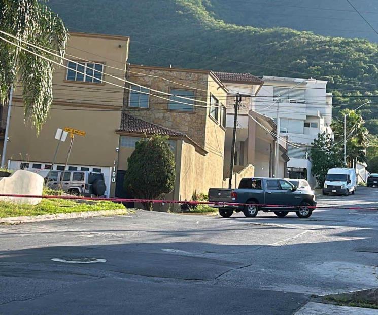 Reporte de hombres armados causa movilización en la Colonia Mederos Reporte de hombres armados causa movilización en la Colonia Mederos