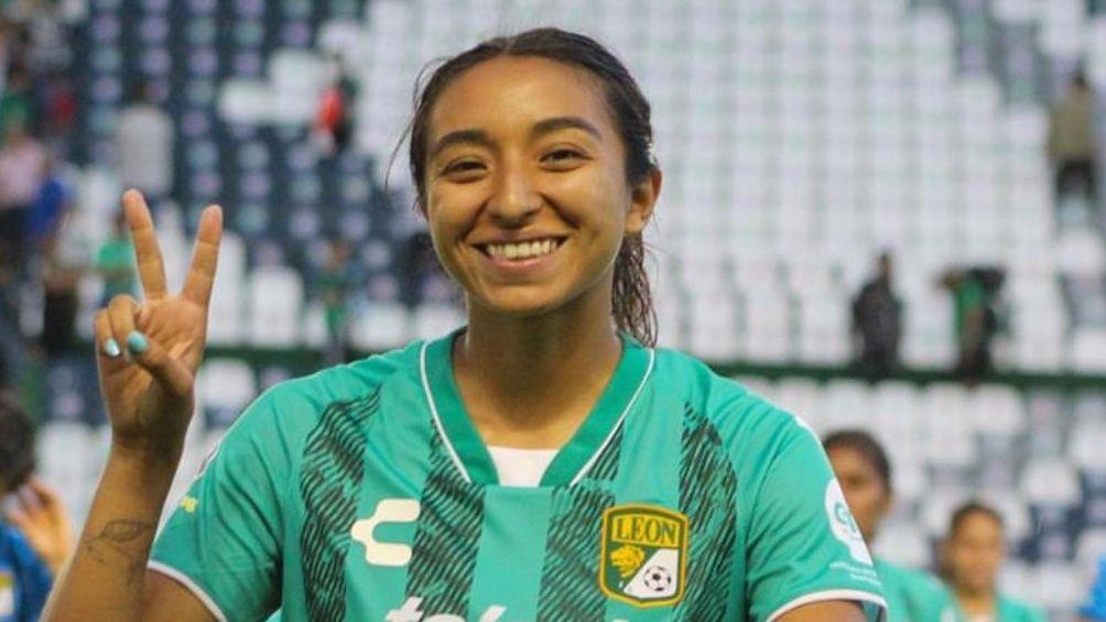 Ex jugadora del León tendría discapacidad visual tras balonazo