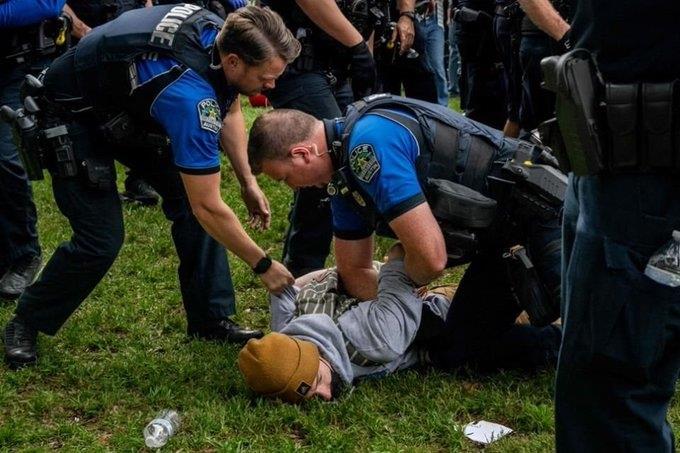 Se extienden protestas a universidades de Texas y California
