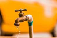 Fuga de tubería de Agua y Drenaje afecta a 3 municipios Fuga de tubería de Agua y Drenaje afecta a 3 municipios