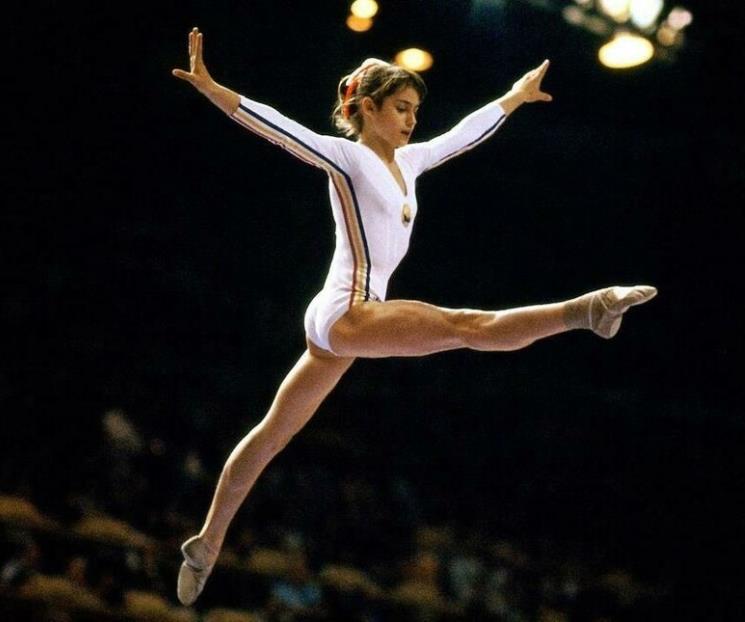 Nadia Comaneci elogia a la gimnasta mexicana Alexa Moreno