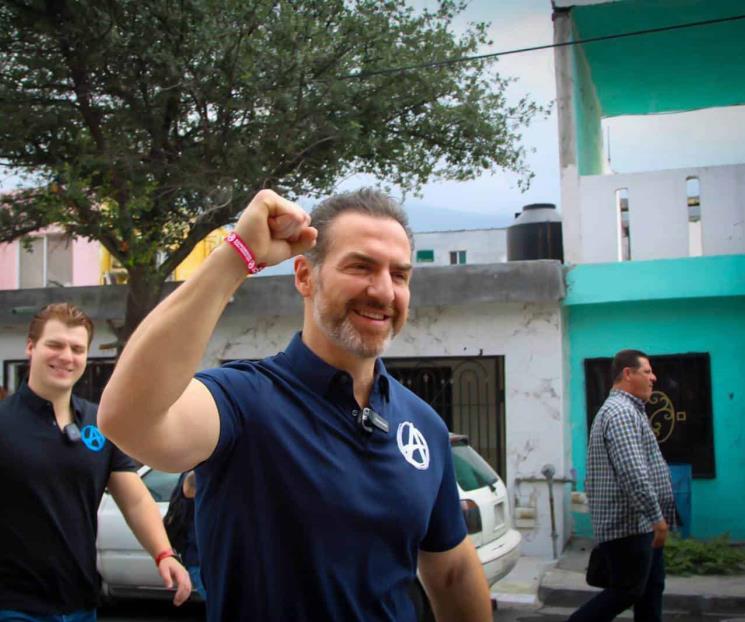 Asegura Adrián que ganará en la próxima elección del 2 de junio