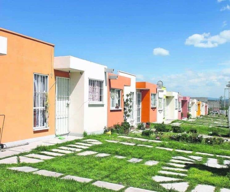 Aun sin reforma, Infonavit puede construir 500 mil viviendas