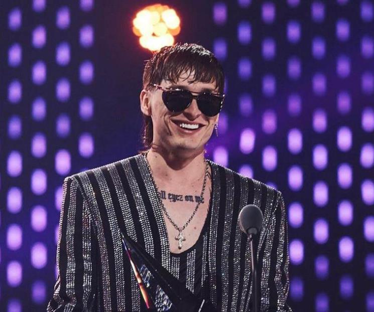 Gana Peso Pluma premio al mejor álbum regional