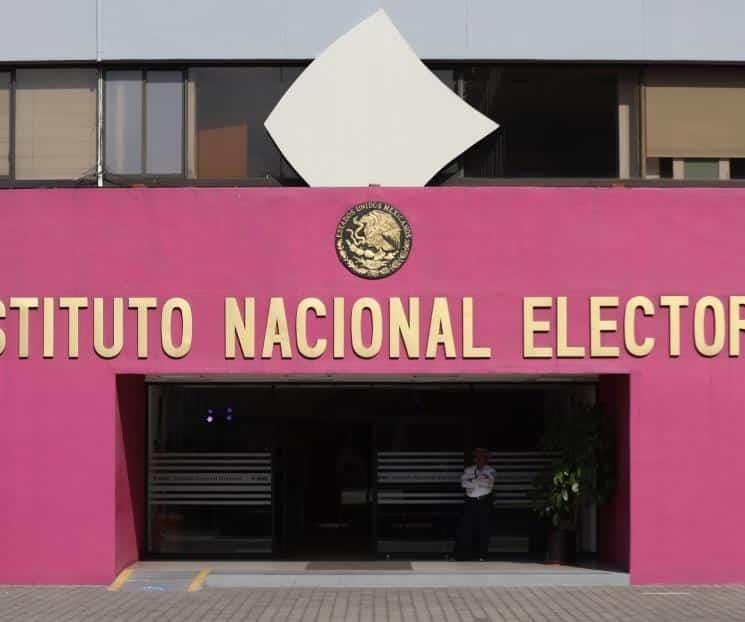 Multa INE a partidos por 105.4 mdp