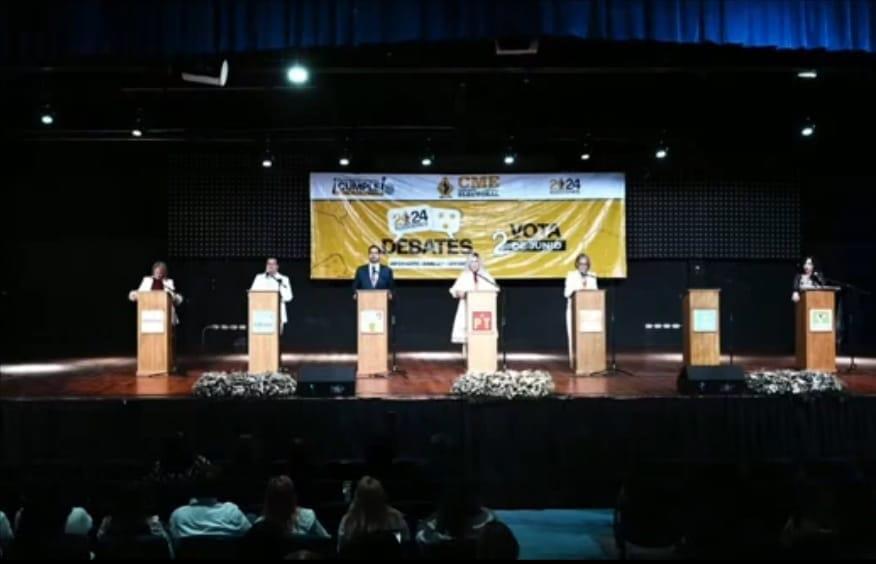 Presentan propuestas ante el IEE aspirantes a alcaldía de Santiago