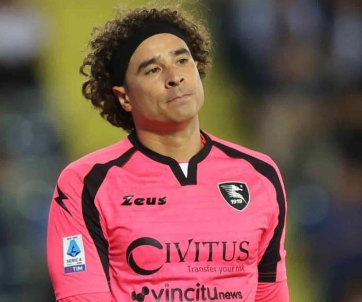 Memo Ochoa y Salernitana descienden a la Serie B