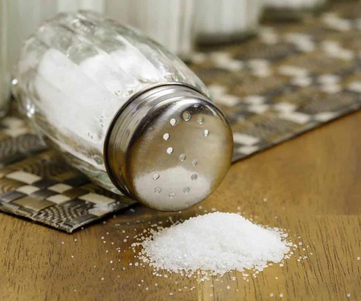 Qué alimentos no comer en temporada de calor, según la UNAM