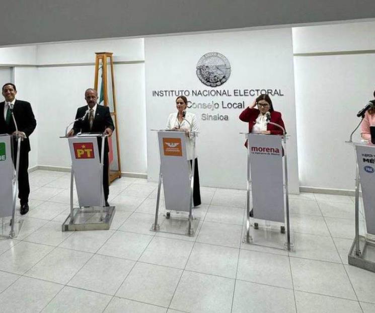 Guardan minuto de silencio en debate entre candidatos al Senado