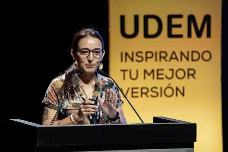 Reflexionan sobre sostenibilidad en foro para estudiantes